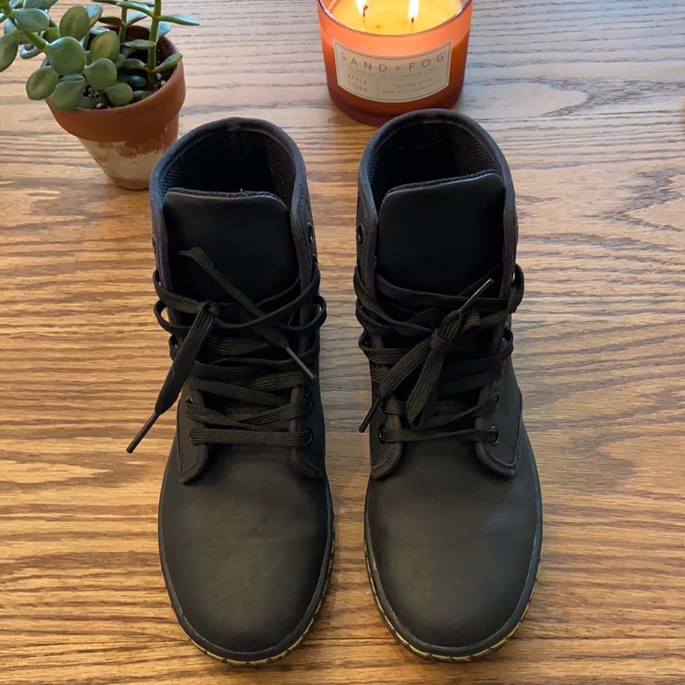 Doc Martin shoreditch black boot size 5 (US)